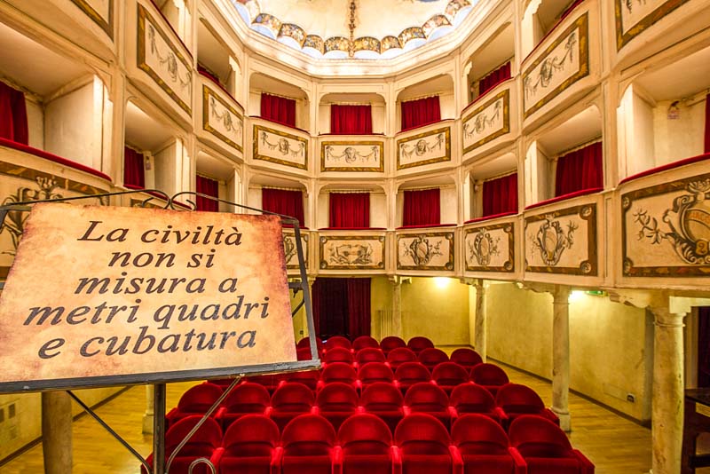 cose più curiose dell'Umbria teatro della concordia