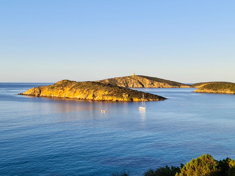 isola tuerredda al tramonto