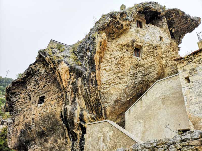 domus de janas